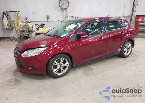 2014 Ford Focus Se z USA, uszkodzony, nr VIN 1FADP3K28EL361002